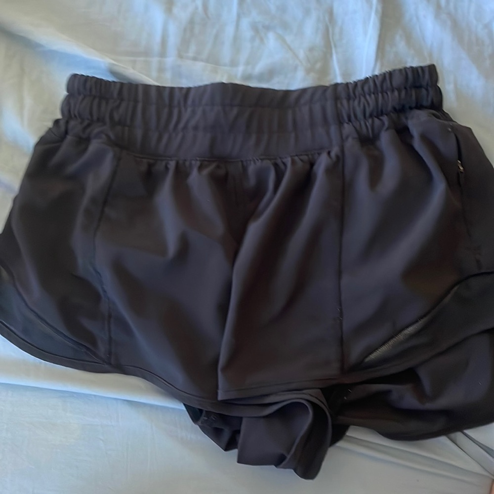 Lulu shorts black size 4